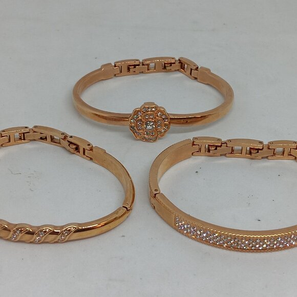 Anne Klein 12/2274RGST Women's 30mm Rose Tone + Ceramic Watch & Bracelet Set - Picture 10 of 11